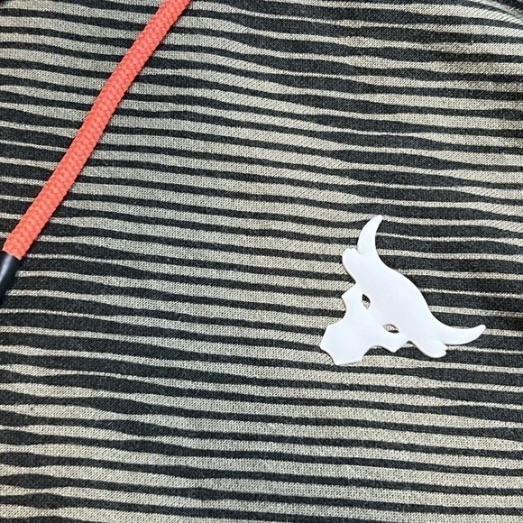 Under Armour NWOT Project Rock Hoodie Women’s Size Medium Fleece SS Crop Camo - Picture 5 of 7